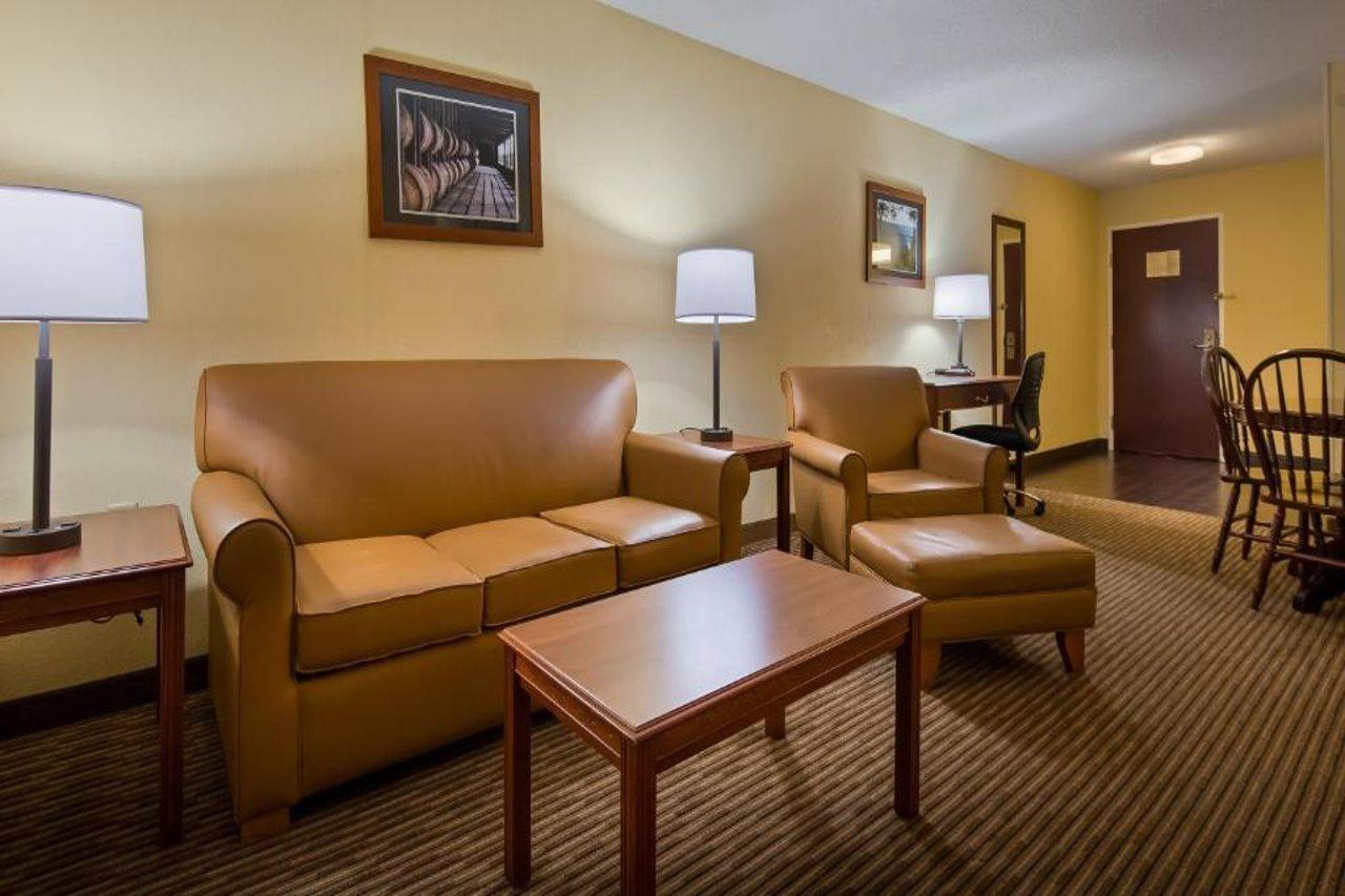 Best Western Lawrenceburg Inn Ngoại thất bức ảnh